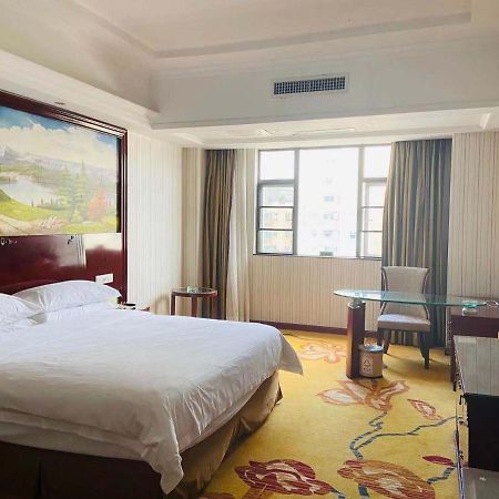 Vienna Hotel Foshan Nanhai City Square Екстериор снимка