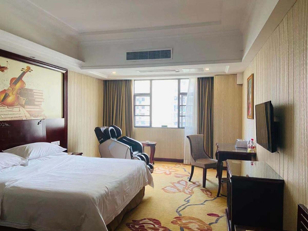Vienna Hotel Foshan Nanhai City Square Екстериор снимка